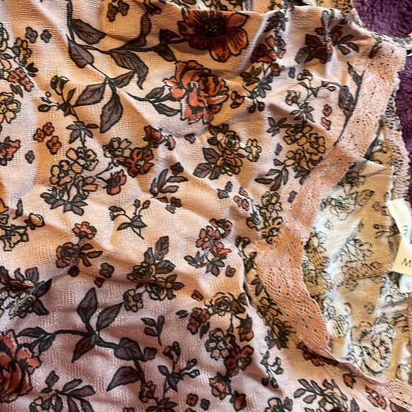 Brand new w tags tank smoke free home - Picture 4 of 6